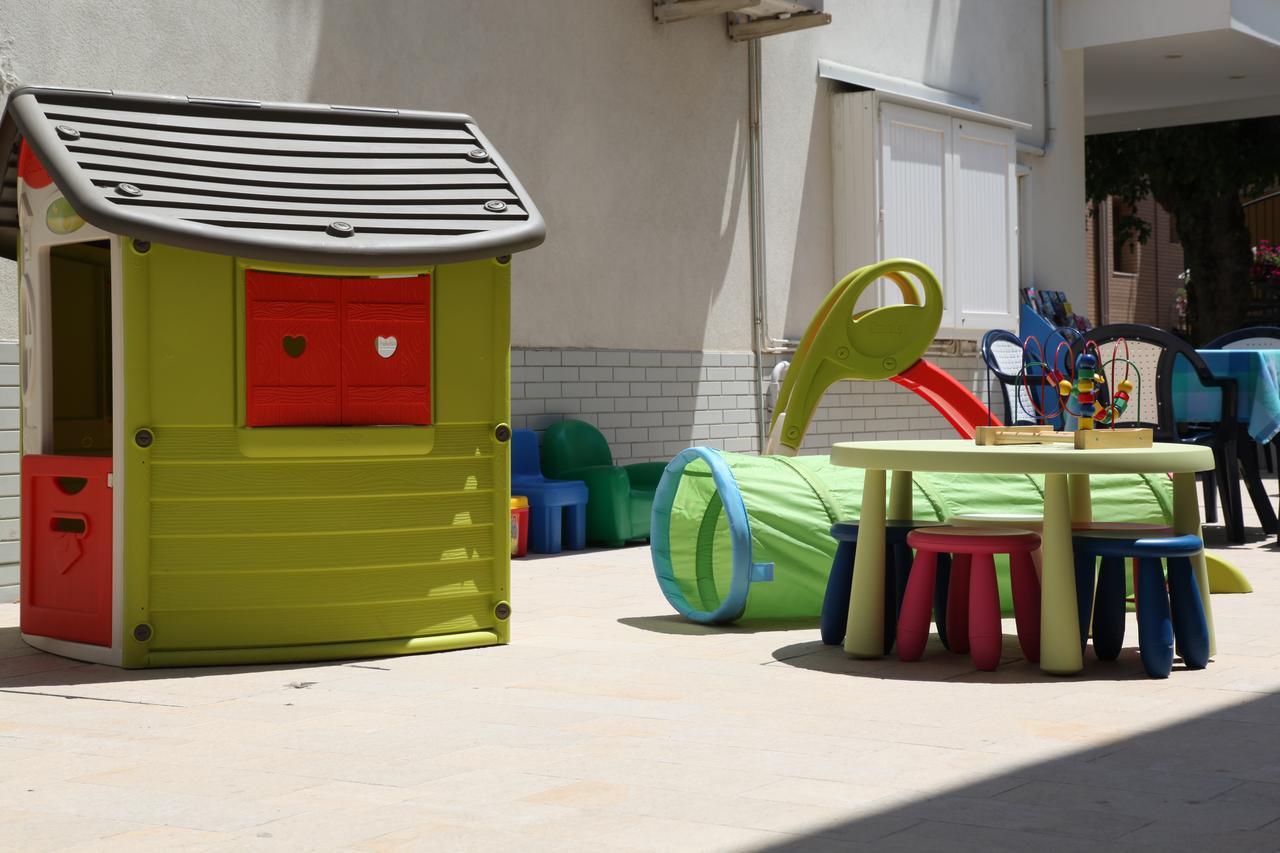 Hotel Silver Rimini Exterior photo